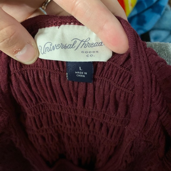 Universal Threads Tank Top - Picture 2 of 2